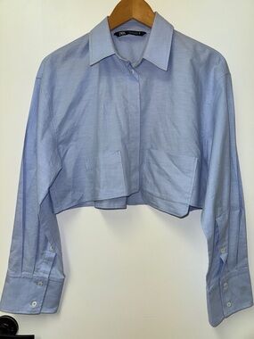 Zara Women's Light Blue Oversized Cropped Poplin Shirt ~ Small